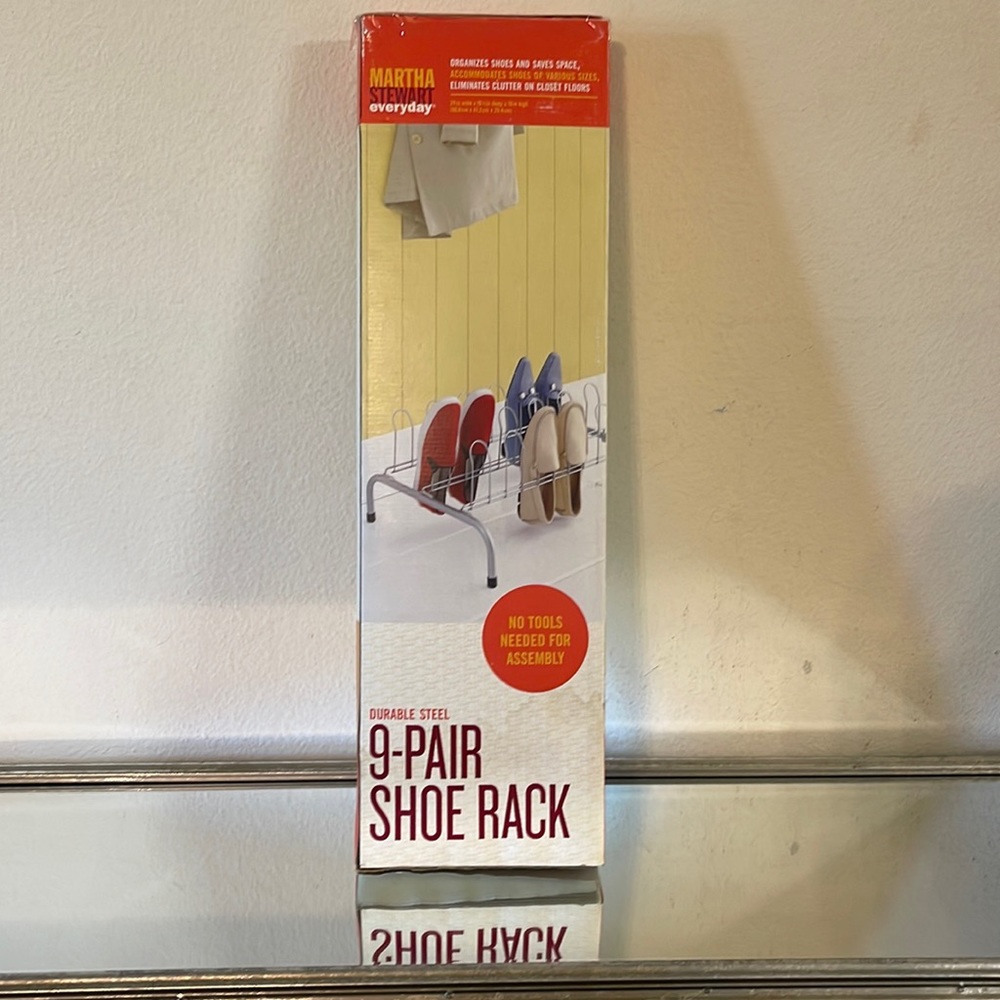 9-PAIR SHOE RACK NEVER BEEN USED. DURABLE STEEL. 🥿🥾👟